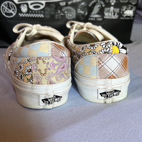 Vans- Patchwork Print - Picture 3 of 4